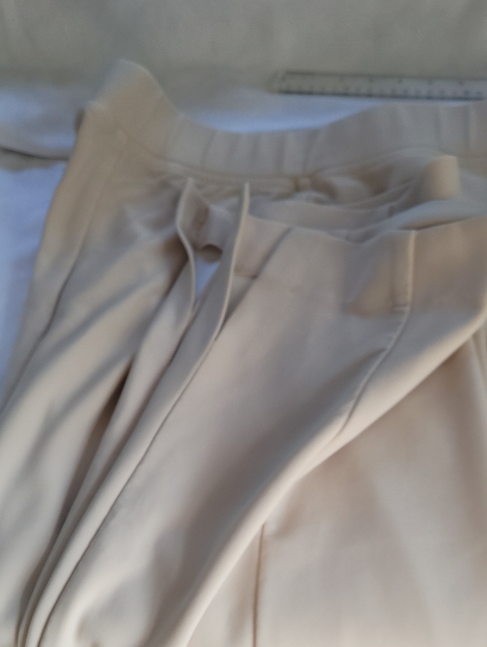 Joseph Ribkoff Soft Cream Pull-On Trousers